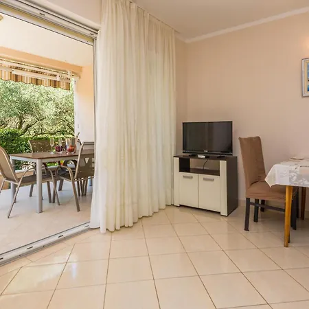 Holiday home In With Wifi Kozino